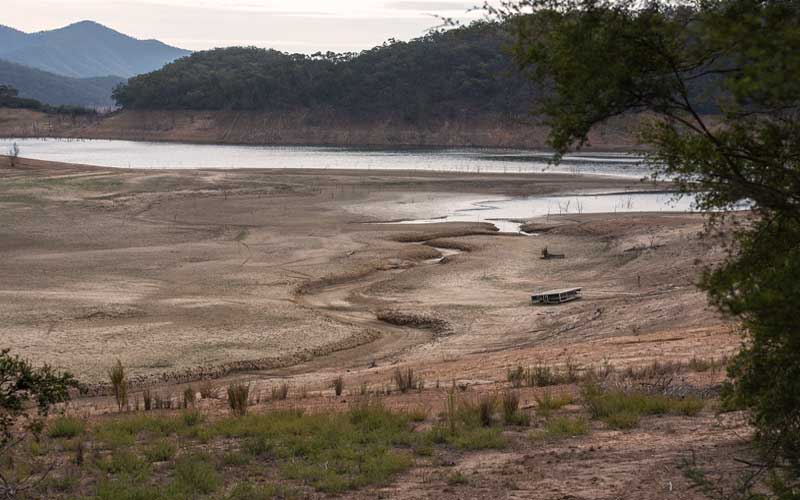 Eau potable, sécheresse, pollution, inondations…